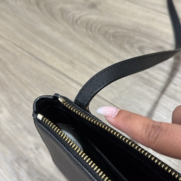 Marc Jacobs The Commuter Crossbody - Picture 8 of 14